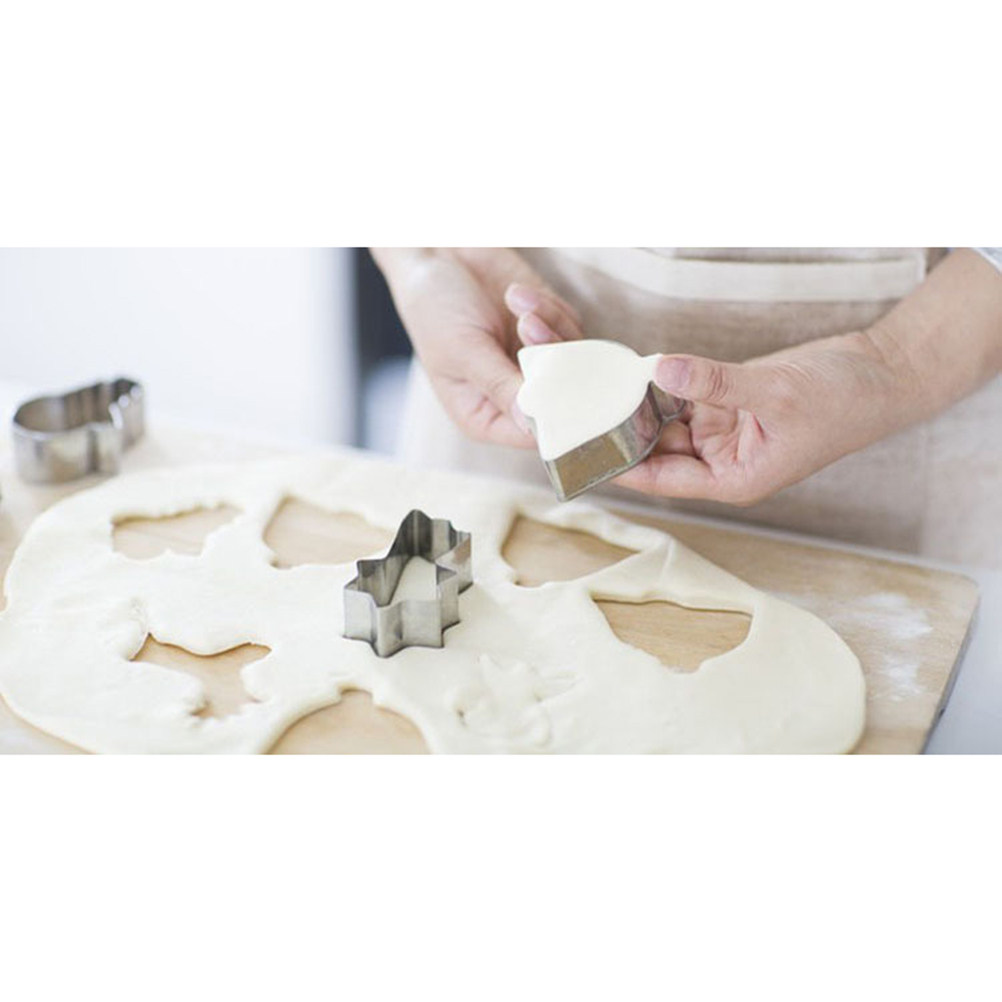 5 Pezzi Tagliabiscotti a Forma - Baking Kitchen Diy recensione e prezzo