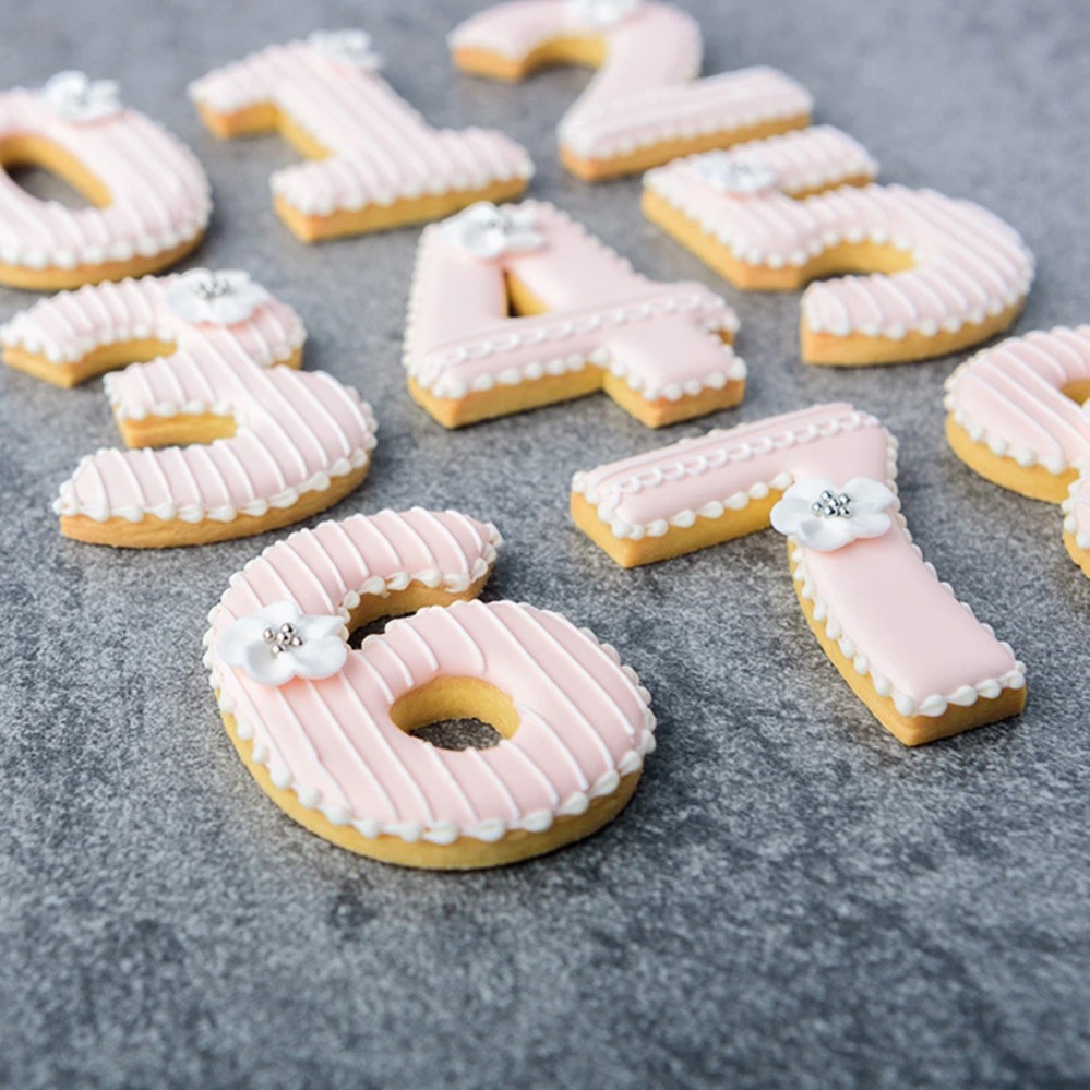 Tagliabiscotti Grandi Numeri,  - Baking Kitchen Diy recensione e prezzo